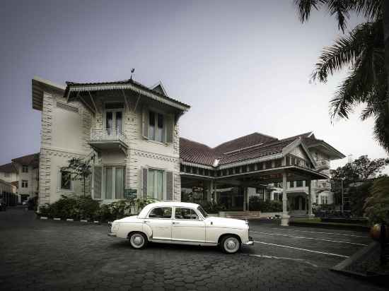 The Phoenix Hotel Yogyakarta - Handwritten Collection Hotel Exterior