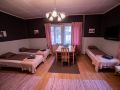 arctic-guesthouse-and-igloos
