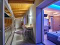 savvas-luxury-suites