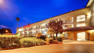 best-western-plus-pleasanton-inn