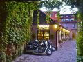 khanuma-hotel