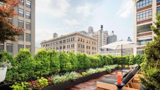 jet-luxury-at-trump-soho