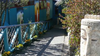 global-village-travellers-lodge