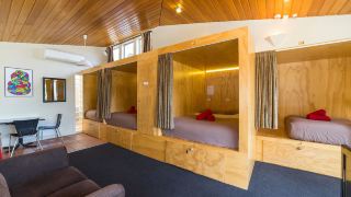 tahuna-pod-hostel