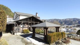kawaguchiko-country-cottage-ban-glamping-resort-