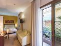hotel-flora