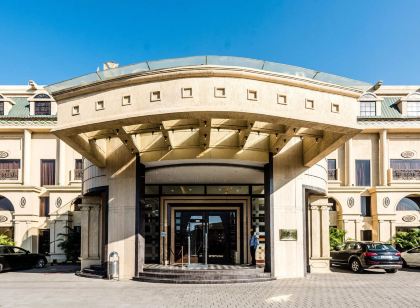 Golden Chariot Vasai - Hotel and Spa