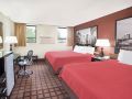 super-8-by-wyndham-chicago-il