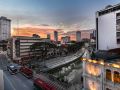 avenue-j-hotel-central-market