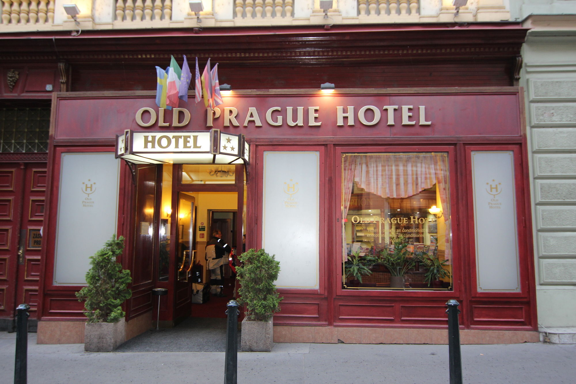 hotel overview picture