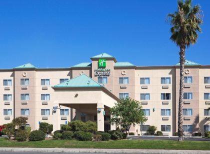 Holiday Inn Express Bakersfield