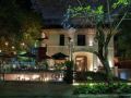 brick-hotel