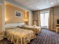 hotel-busby