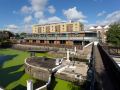 holiday-inn-london-brentford-lock-an-ihg-hotel