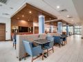 holiday-inn-express-and-suites-dallas-north-addison-an-ihg-hotel