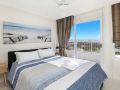 beachside-resort-kawana-waters