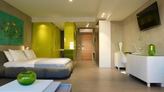 101-adrianou-luxury-urban-stay