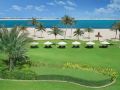ja-palm-tree-court