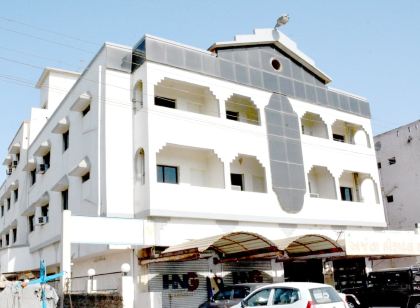 Hotel Monarch Excelency