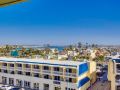 surfer-beach-hotel
