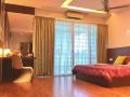 3-storey-6-bedrooms-holiday-home-ib2