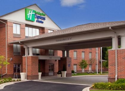 Holiday Inn Express & Suites Dayton-Centerville