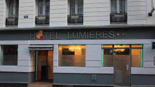 hotel-lumieres-montmartre-paris