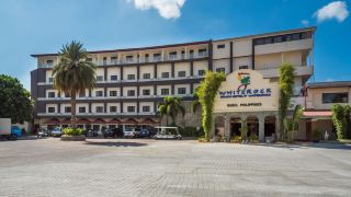 whiterock-beach-hotel-and-waterpark