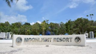 moonlight-resort