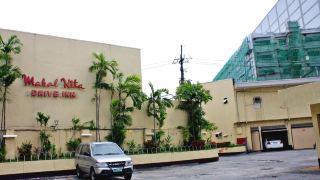 mahal-kita-drive-inn