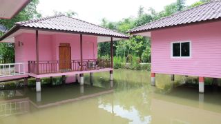 baan-klang-nam-resort