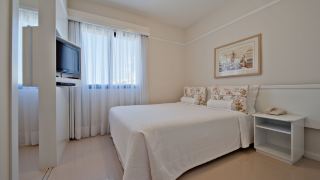ninety-hotel