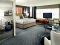 fifty-hotel-and-suites-by-affinia