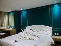 sanctuary-hotel-yangon
