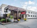 econo-lodge-by-the-falls
