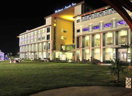 Brijwasi Lands Inn