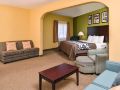 sleep-inn-and-suites-near-downtown-north