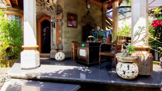 nakula-guest-house
