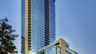 courtyard-by-marriott-montreal-downtown