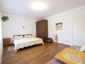 family-guesthouse-greenslo