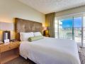 surfer-beach-hotel