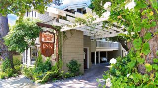 carriage-house-inn