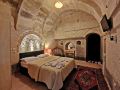 falcon-cave-suites