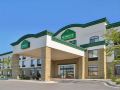 holiday-inn-express-and-suites