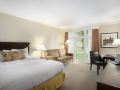ramada-by-wyndham-cornwall