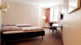 hotel-pause