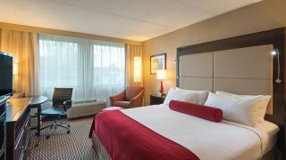 crowne-plaza-boston-woburn-an-ihg-hotel