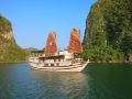 garden-bay-premium-cruise-ha-long