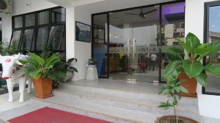 hotel-montha