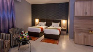florida-square-hotel-previously-known-flora-square-hotel